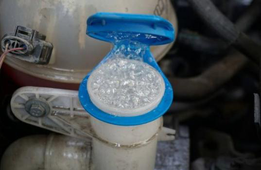 玻璃水消泡劑的應(yīng)用場景